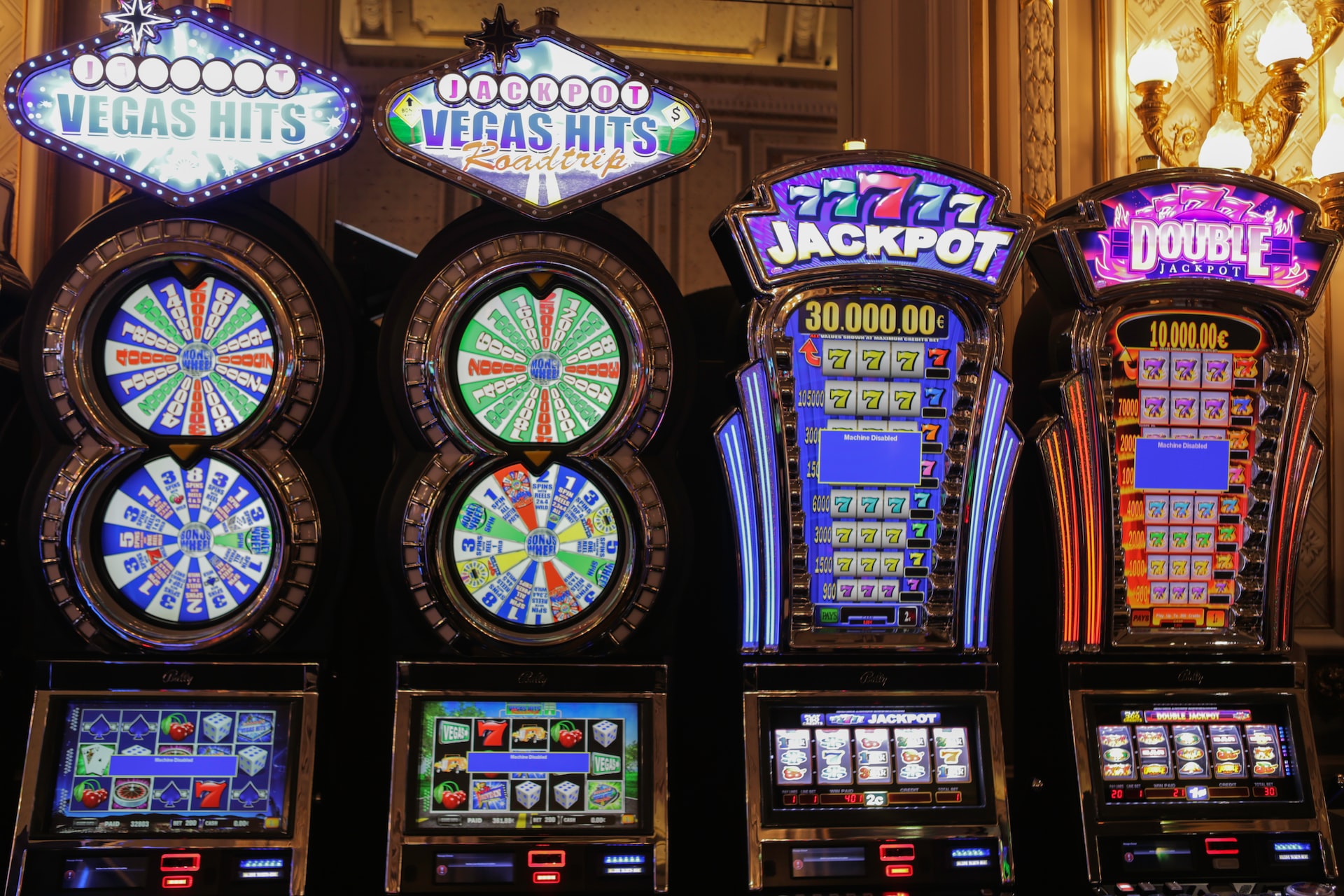 The Role of Random Number Generators (RNGs) in Casino Slots: How