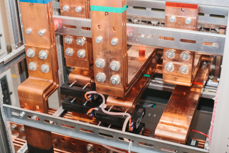 How Busbar Systems Improve Power Quality and Reliability