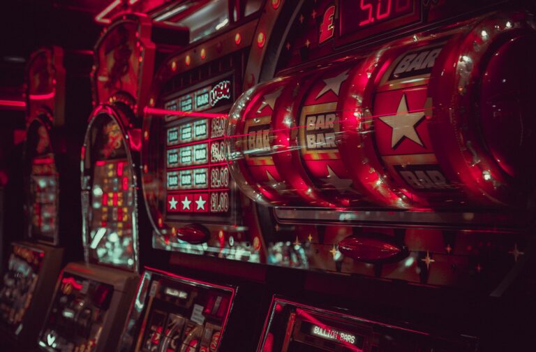 How to Win on Slot Machines: Pro Tips and Hints