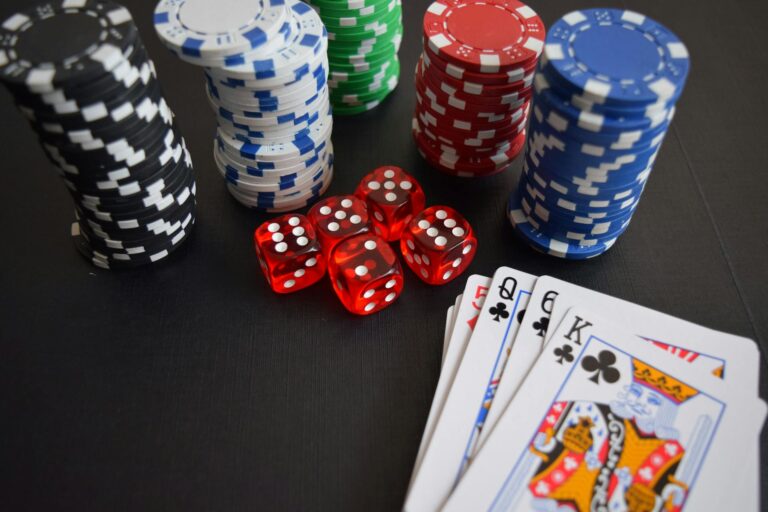 Our quick guide to live dealer game etiquette