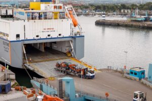 DSG - Tugs2